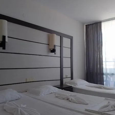 Sea View Triple S B Apartment